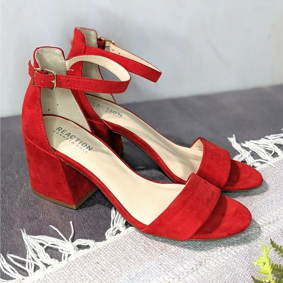 Kenneth Cole New York Shoes - Kenneth Cole Hannon Block Heeled Sandal Holly Red